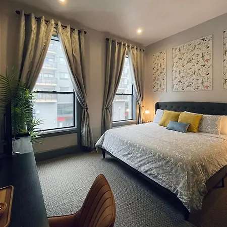 Oaktown Roost Hotel